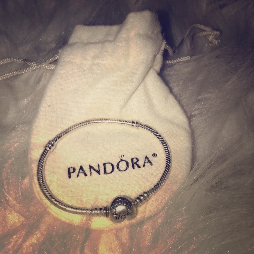 Women’s pandora bracelet
